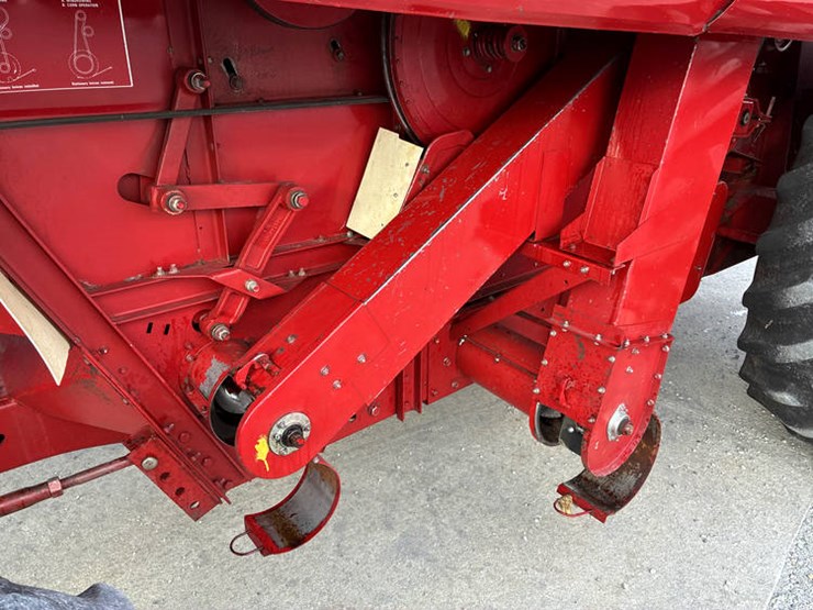 1990-case-ih-1660-image-55