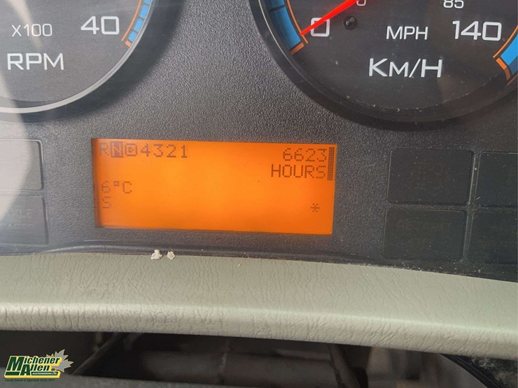 2010-international-durastar-4400-image-18