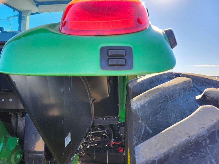 2023-john-deere-6145m-image-21