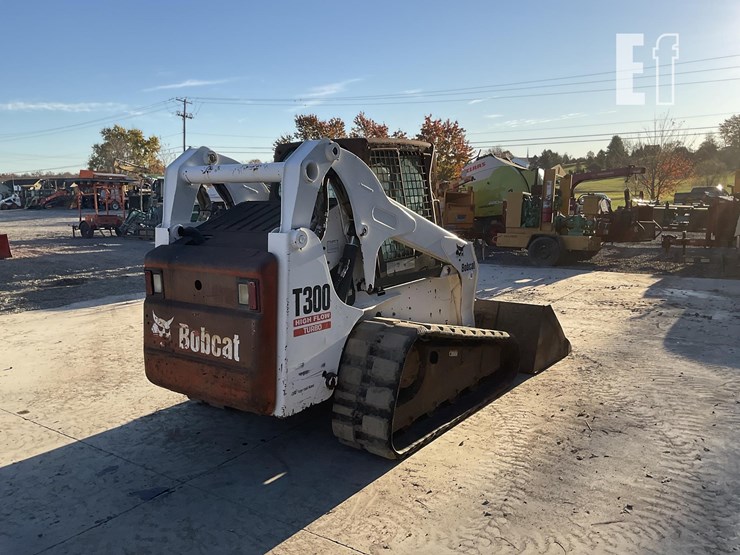 2005-bobcat-t300-image-4