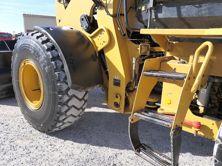 2014-caterpillar-930k-image-14