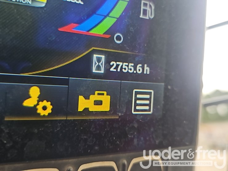 2020-new-holland-c345-image-39