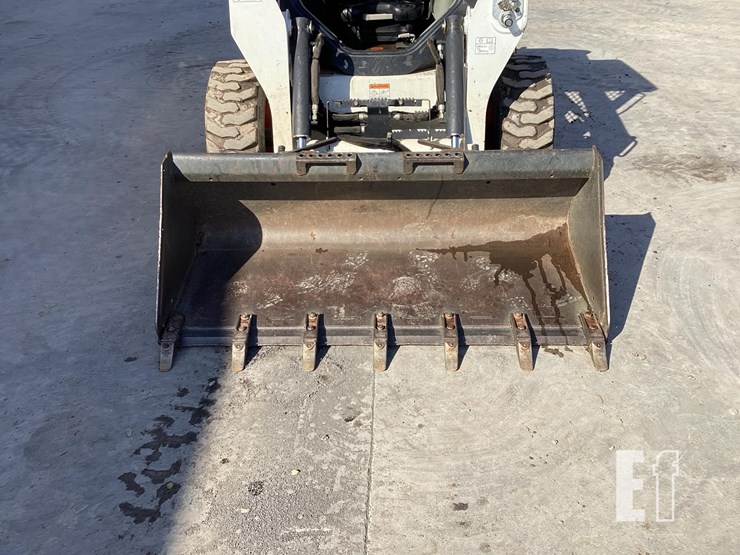 2013-bobcat-s550-image-9