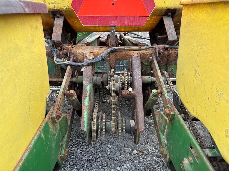 john-deere-7000-image-9