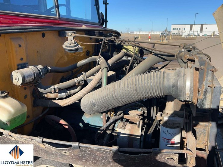 1987-international-1753-image-24