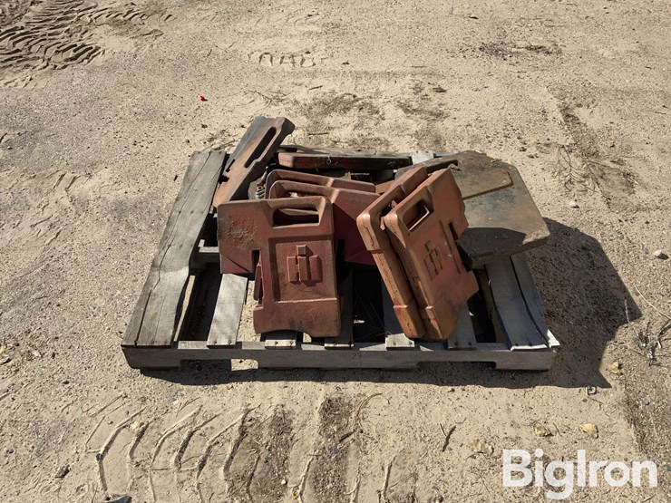 front-suitcase-weights-image-8