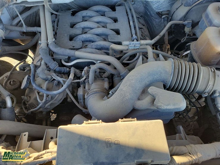 2011-ford-f150-image-33