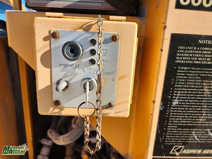 2009-international-workstar-7500-image-28