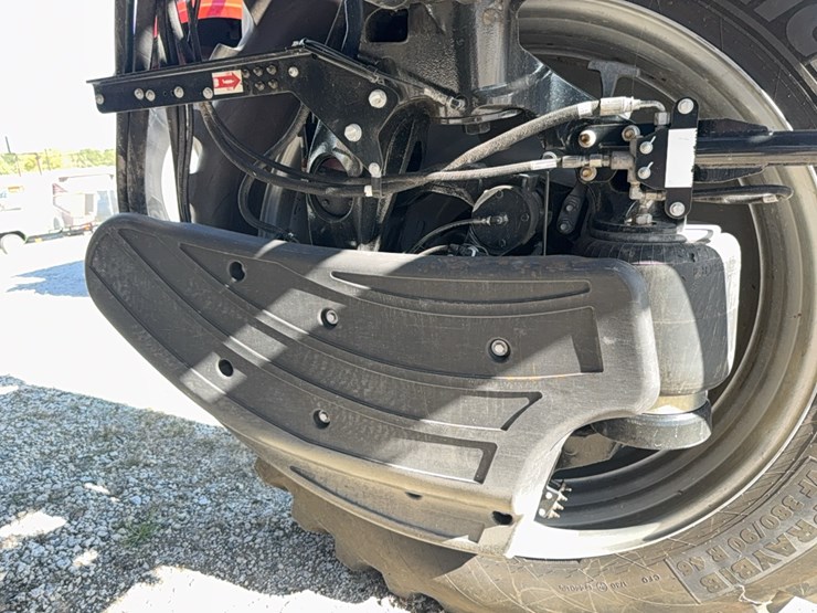 2023-case-ih-4350-patriot--sprayer-image-106