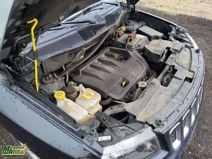 2014-jeep-compass-image-27