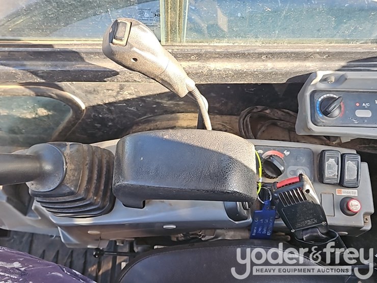 2016-kubota-kx057-4-image-44