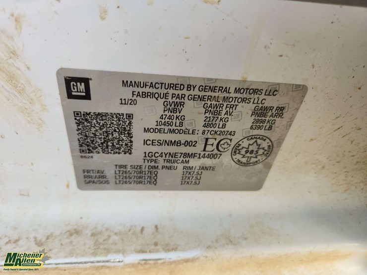 2021-chevrolet-silverado-2500hd-image-7