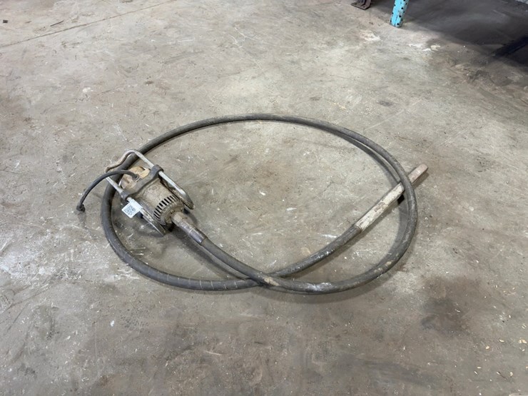electric-concrete-vibrator-image-1
