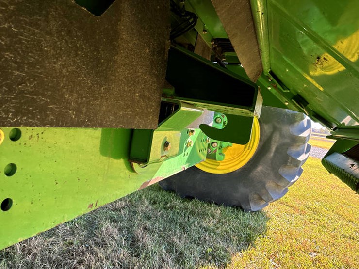 2010-john-deere-2010-image-52