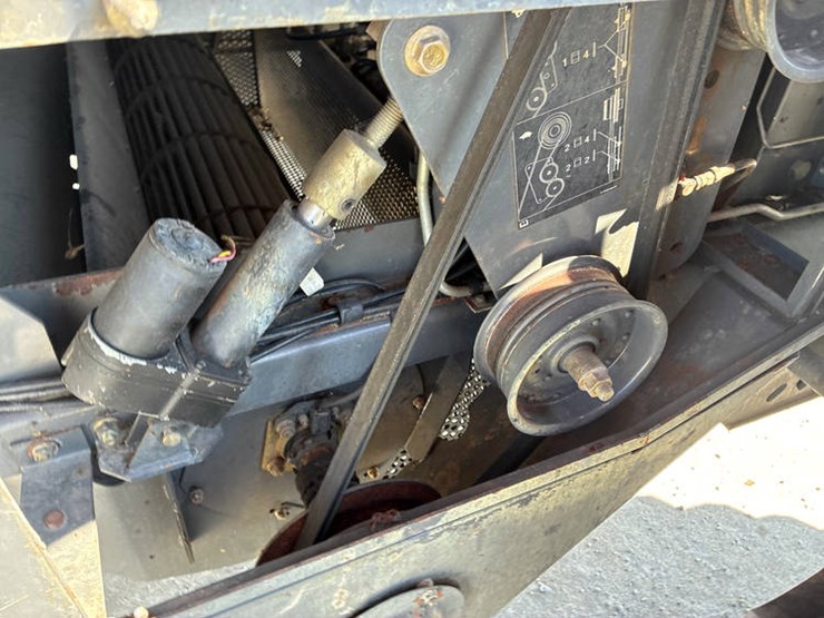 #122136-•-2009-mf-9795-#huc7217-image-88