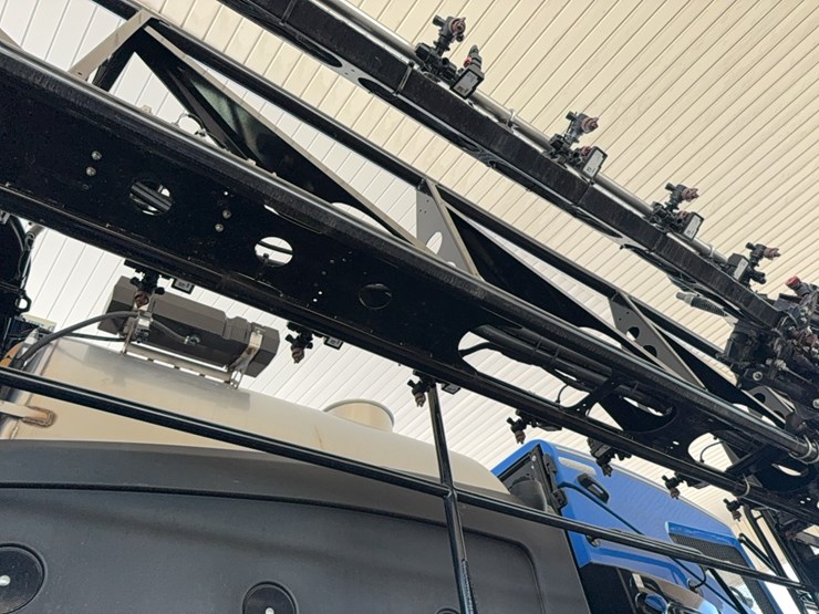 2023-new-holland-sp.310f-image-74