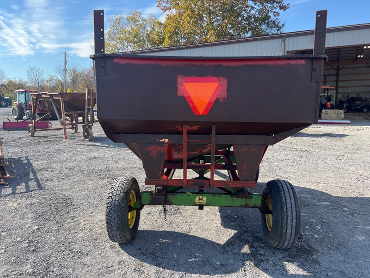 john-deere-1065-image-6