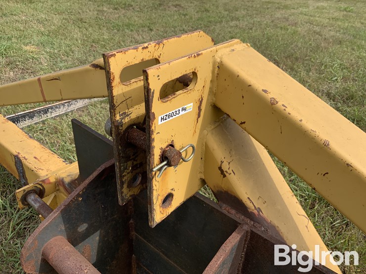 hennig-double-bale-fork-image-11