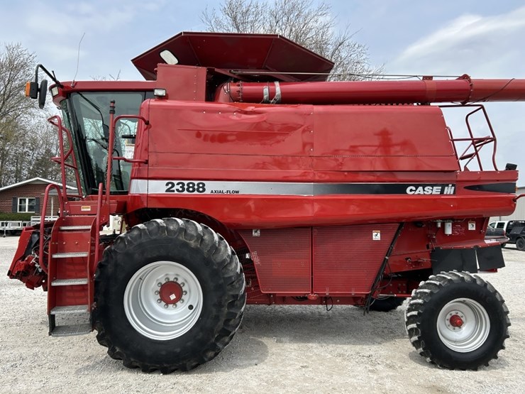 2006-case-ih-2388-image-2