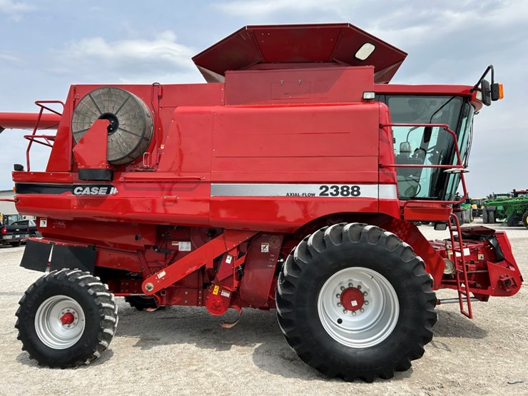2006-case-ih-2388-image-20