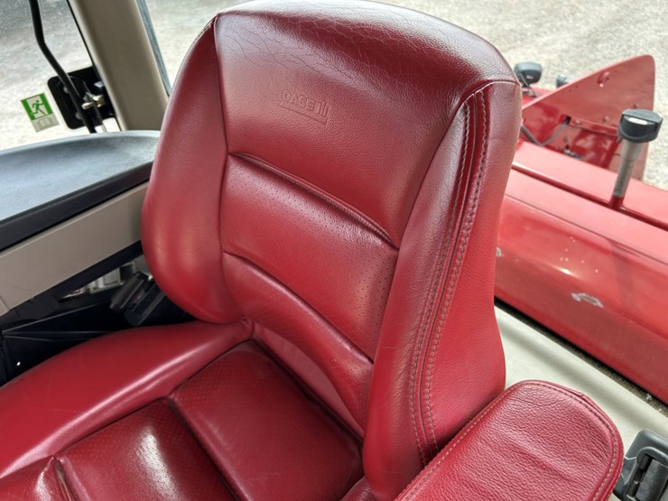 2013-case-ih-steiger-550-image-32