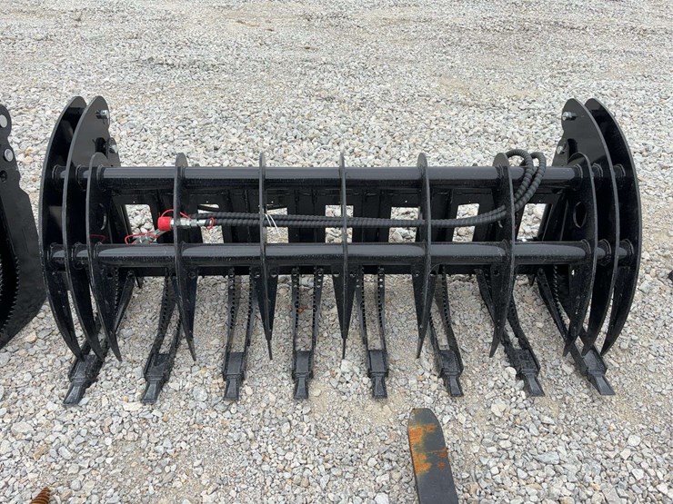 curved-log-grapple-image-1