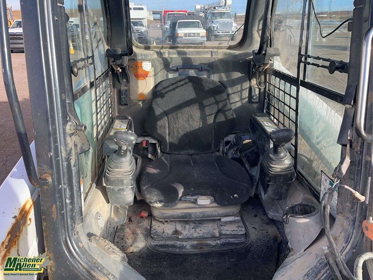 2015-bobcat-t550-image-13