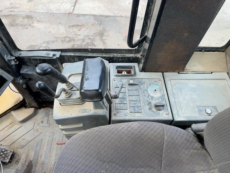 1998-caterpillar-938g-image-26