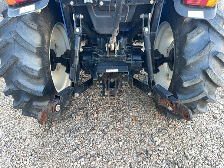 new-holland-boomer-30-image-15