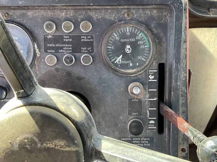 allis-chalmers-7050-image-18