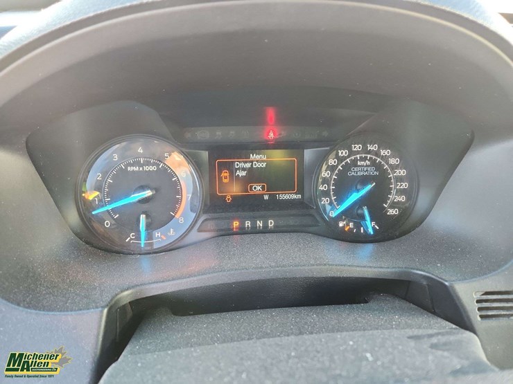 2017-ford-explorer-image-9