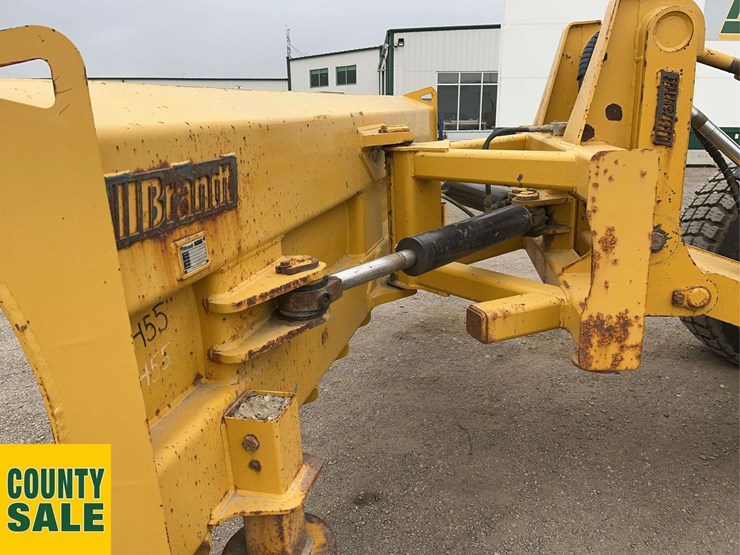 2020-deere-872gp-image-19