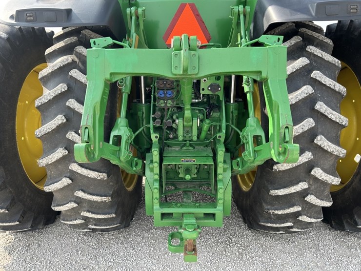 2014-john-deere-8270r-image-67