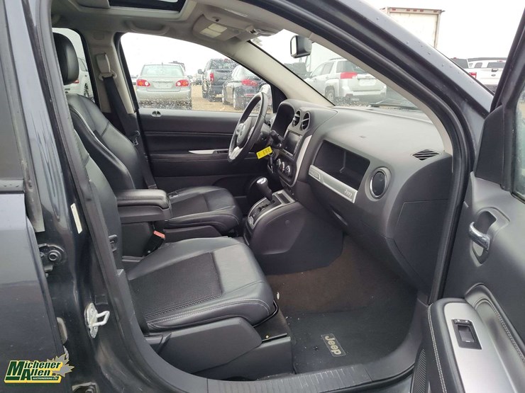 2014-jeep-compass-image-20