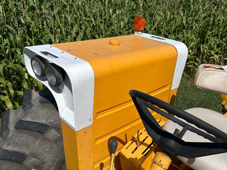 minneapolis-moline-g1355-image-45