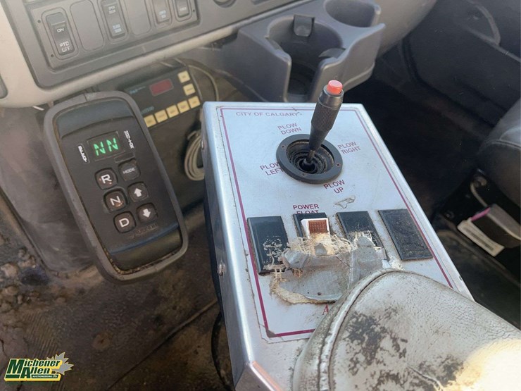 2008-international-workstar-7500-image-14