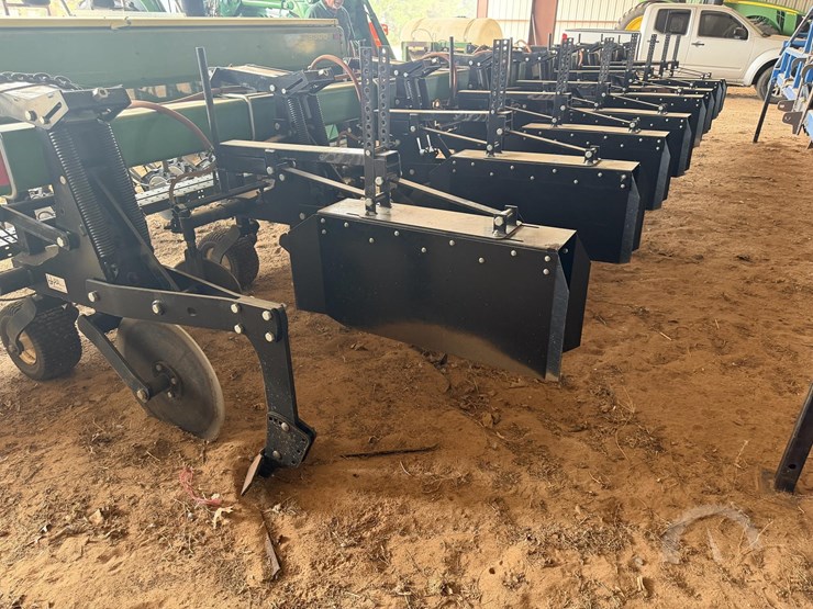 2021-b-&-h-9100-image-13