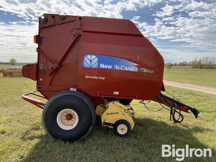 2013-new-holland-br7090-image-4