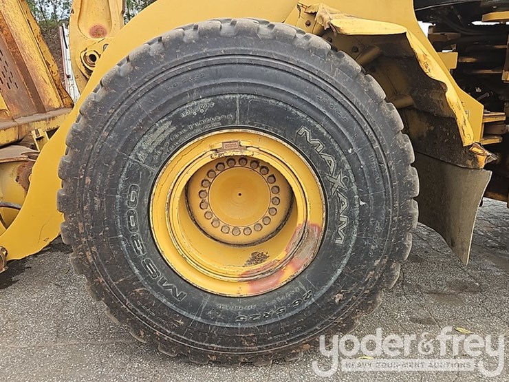 2011-caterpillar-972k-image-7