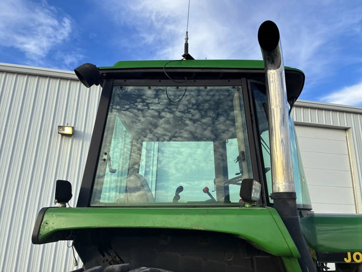 1994-john-deere-4560-image-19