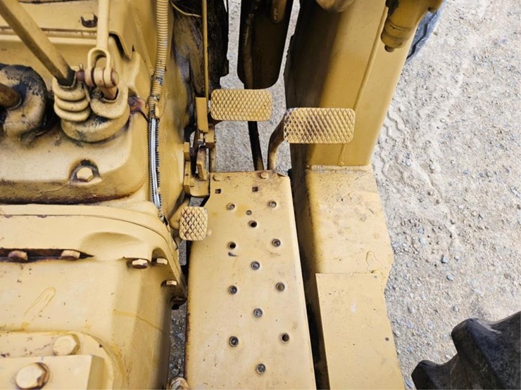 #3093-•-massey-ferguson-34a-tractor/loader-image-28