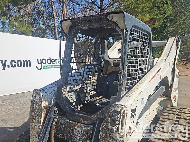 2016-bobcat-t870-image-15