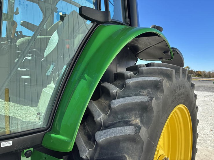 2023-john-deere-6175m-image-38