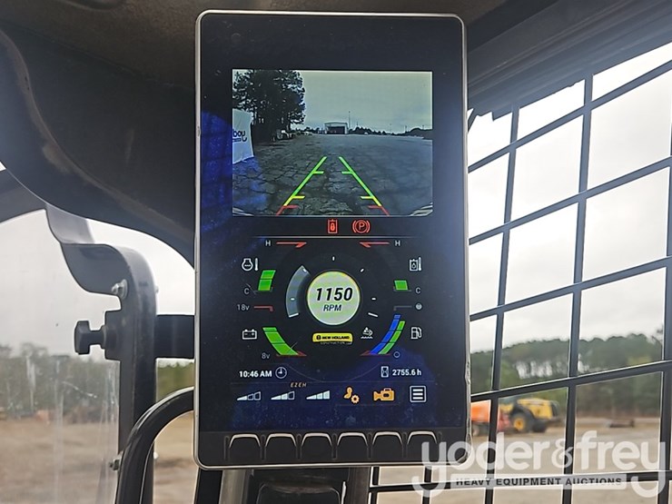 2020-new-holland-c345-image-36