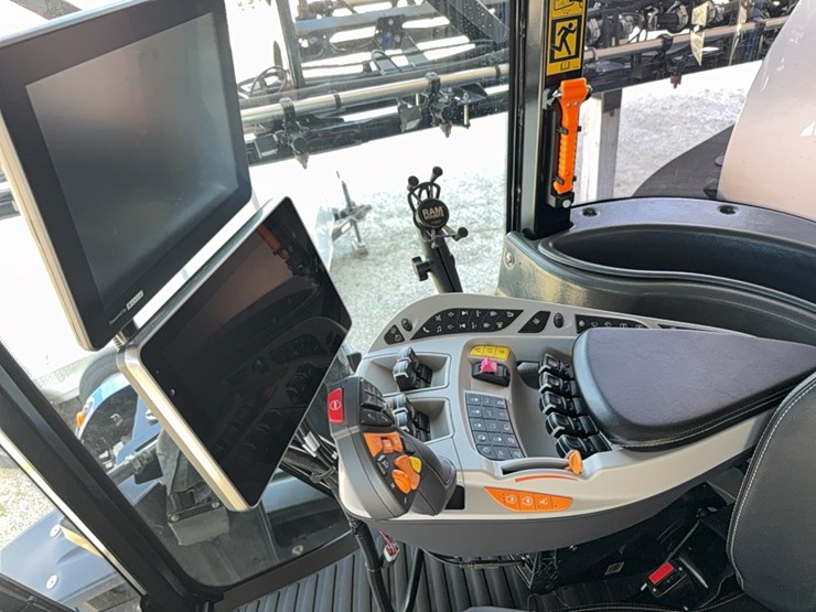 2023-new-holland-sp.310f-image-155