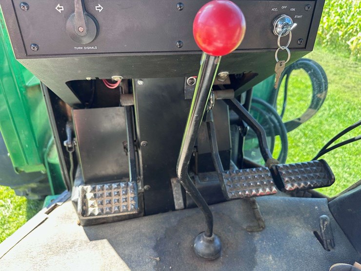 white-american-80-image-43