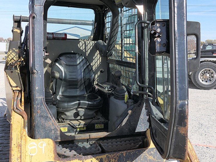 caterpillar-257b-image-21