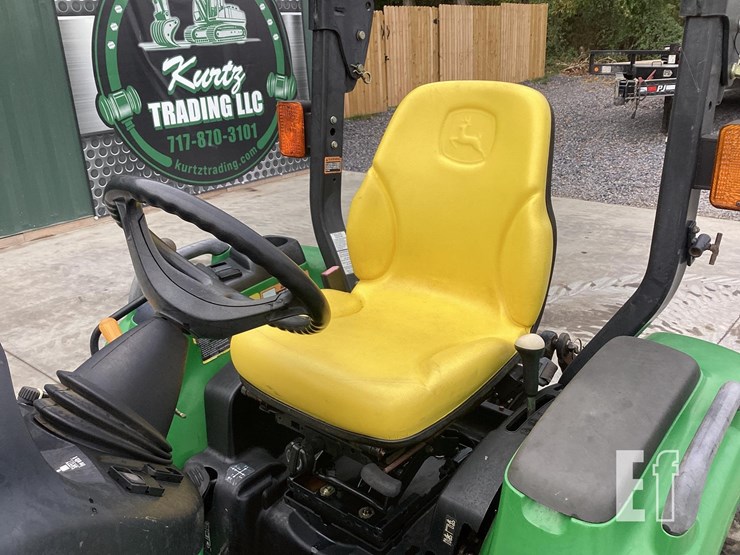 2005-john-deere-3120-image-13