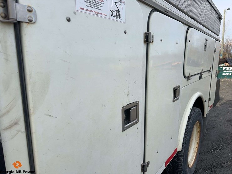 2017-international-durastar-4300-image-16