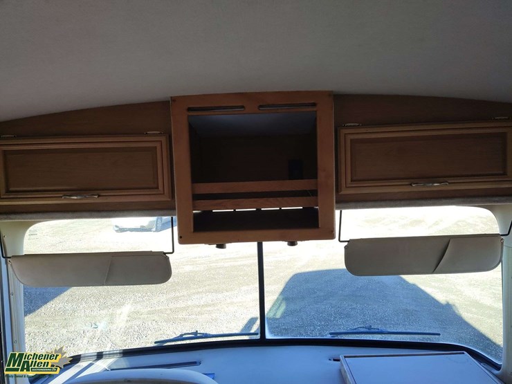 1996-chevrolet-p30-image-15